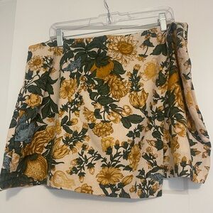 Abercrombie & Fitch Floral Skort